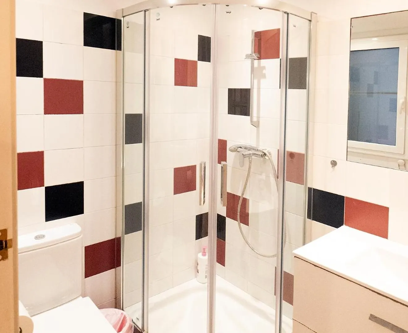 Nice Apartment In Sants Barcellona